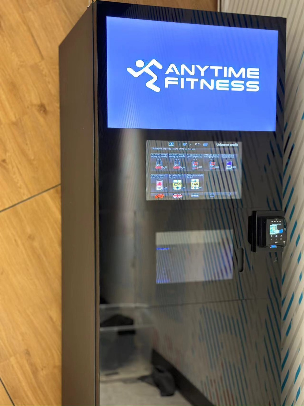 Máquina de batidos integrada en espacio de gimnasio